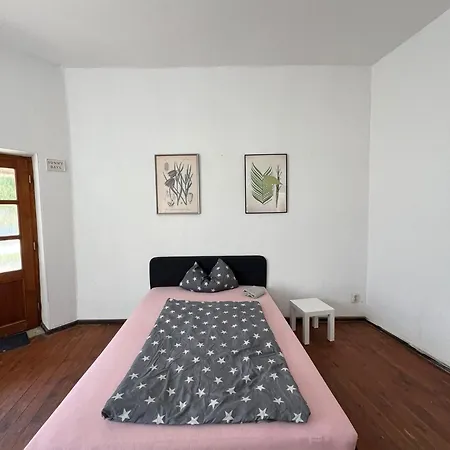 Berlin Flat W 3 Separate N0 * Zeitz